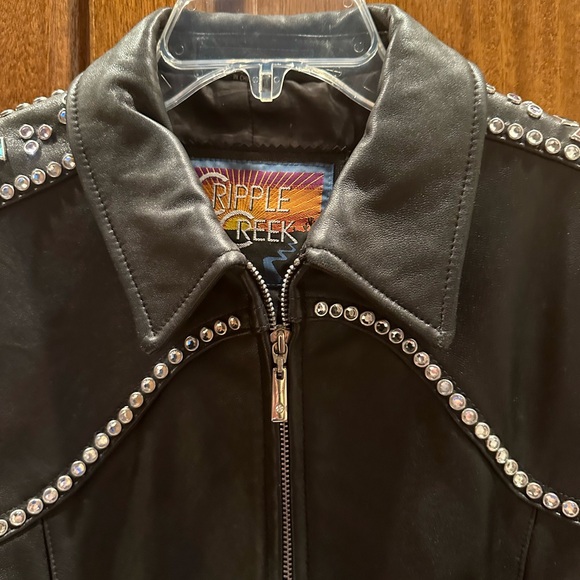 Cripple Creek women’s leather jacket with studs - Picture 2 of 8